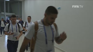 بازیکنان صربستان و کاستاریکا به استادیوم سامارا آرنا وارد شدند