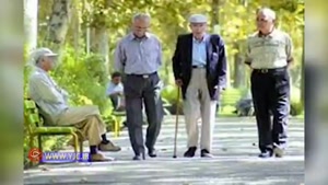 سنگین تر شدن کفه هرم سنی ایران به سمت جمعیت سالمند