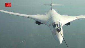 سوخت گیری هوایی بمب افکن سنگین Tu-160 روسیه