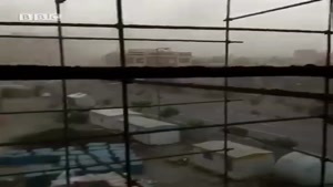 لحظه اتصالی کابل های برق بر اثر طوفان شدید در تهران😱