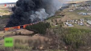 آتش  گرفتن پل بزرگ در کانادا