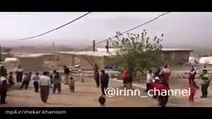 فوتبال بازی کردن حمید استیلی با بچه های زلزله زده