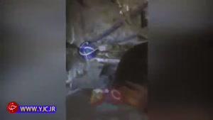 لحظه دردناک بیرون کشیدن یک مادر و فرزند از زیر آوار در کرمانشاه