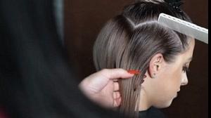 فیلم کوتاه کردن مو زنانه مدل کلوش
