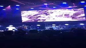 قسمتی از اجرای داریوش در کنسرت ترکیه
