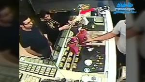 سرقت حرفه ای یک زن از یک طلافروشی در گیلان