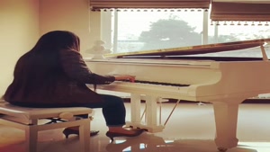 اجرای سولو پیانو توسط شکیلا ربانبان از اساتید آموزشگاه پدال