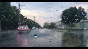 کلیپ رانندگی در هوای بارانی