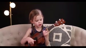 گیتار نوازی زیبای دختر بچه 6 ساله