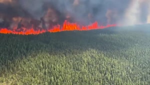 تصاویری هولناک از آتش سوزی های جنگلی کانادا