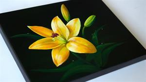 نقاشی گل اکریلیک | نقاشی گل زنبق | نقاشی گل زرد
