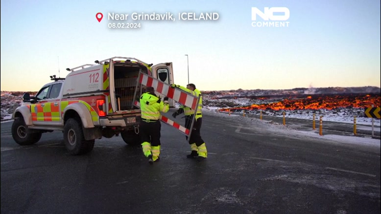 تصاویری از ایسلند؛ گدازه های آتشفشانی جاده ها را می بلعند